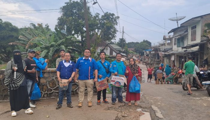 Simalungun Berduka DPD KNPI Simalungun Berikan Bantuan Tali Asih Kepada Korban Banjir