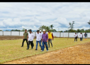 Bupati Radiapoh Meninjau Progres Pembangunan Stadion Mini Pematang Raya*