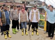 *Tinjau Lokasi Banjir di Kecamatan Dolok Batu Nanggar, Bupati: “Pemkab Simalungun akan lakukan penanganan banjir jangka pendek”*